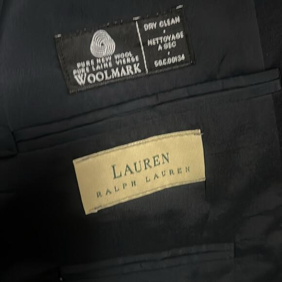 LAUREN RALPH LAUREN PURE WOOL MEN’S BLUE WITH‎ GOLD BUTTONS BLAZER SIZE 44R - Picture 9 of 12